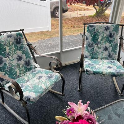 Metal Framed Patio Furniture Set