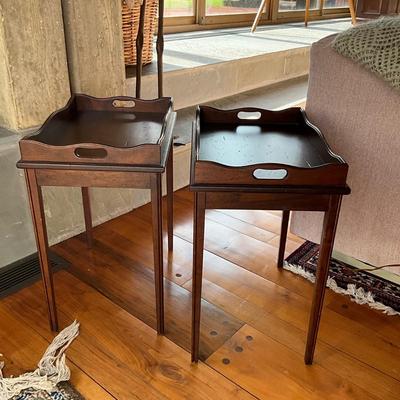 LR702 Pair of Kellogg Collection Mahogany Tray Tables