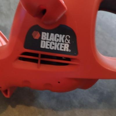 Black and Decker Electric Hedge Trimmer- 17 Inch- Item is Untested