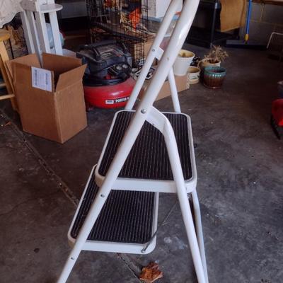 Tricam Step Ladder