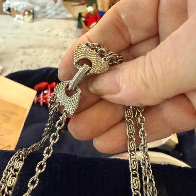 Locket & pair of clip earrings