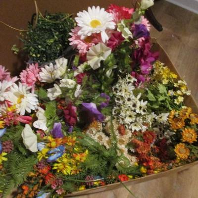 Artificial Flowers For Home Decor Or Crafting Lot G