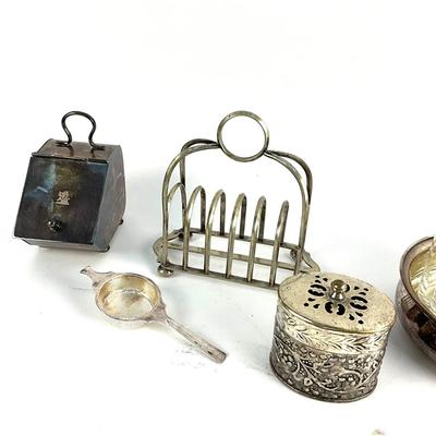 D727 Lot of Silverplate Castor Set and more