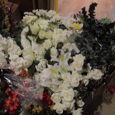 Artificial Flowers For Home Decor Or Crafting Lot M