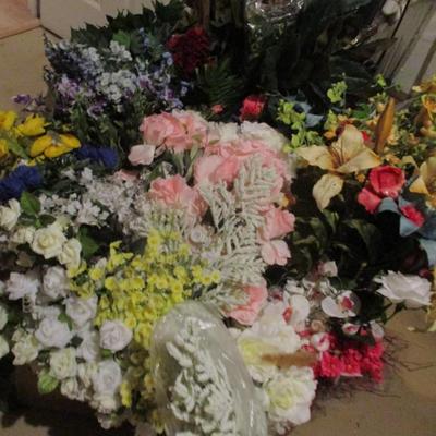 Artificial Flowers For Home Decor Or Crafting Lot N