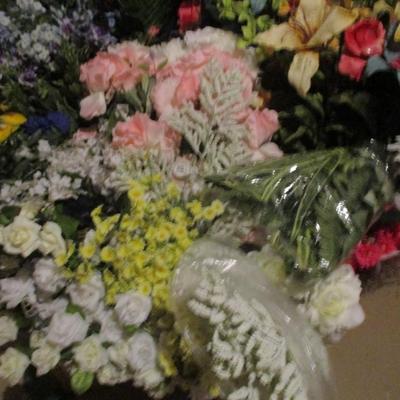 Artificial Flowers For Home Decor Or Crafting Lot N