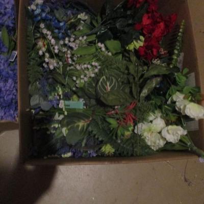 Artificial Flowers For Home Decor Or Crafting Lot Q
