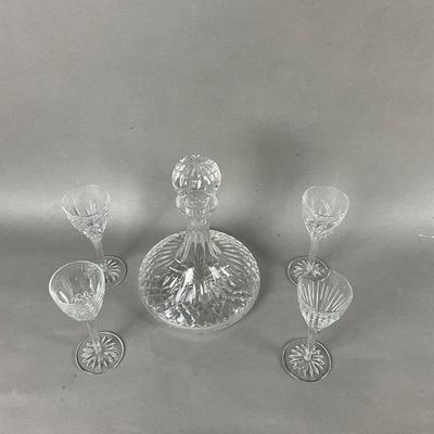 D738 Waterford Crystal Ships Decanter with Cordials