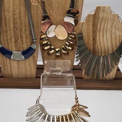 Bold & Beautiful Necklace Lot