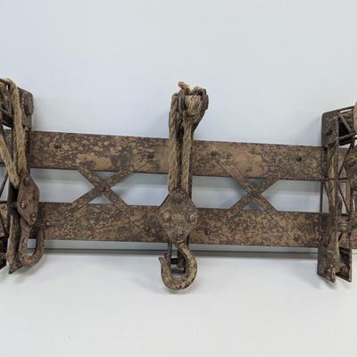 Cast Iron Hoist