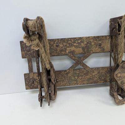 Cast Iron Hoist