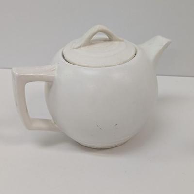 Vintage McCormick Baltimore Md Tea Pot & Vintage McCoy Tea Pot
