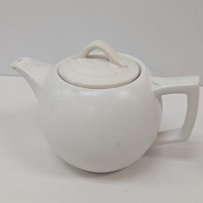 Vintage McCormick Baltimore Md Tea Pot & Vintage McCoy Tea Pot