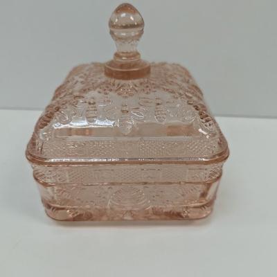 Vintage Indiana Glass Tiara Exclusive Square Footed Glass Honey Bee Hives With Lid