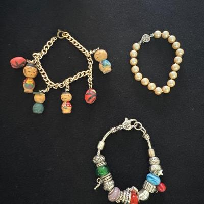 Mixed lot costume Jewelry
