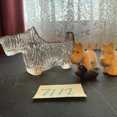Scottie dogs