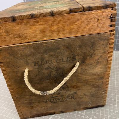 Awesome - Hercules Powder Box with a Lid 