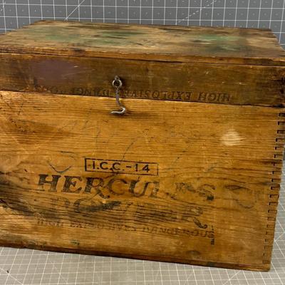 Awesome - Hercules Powder Box with a Lid 