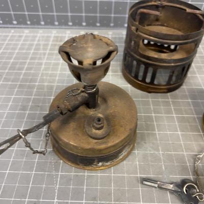 2 ANTIQUE Primus Camp Stoves 
