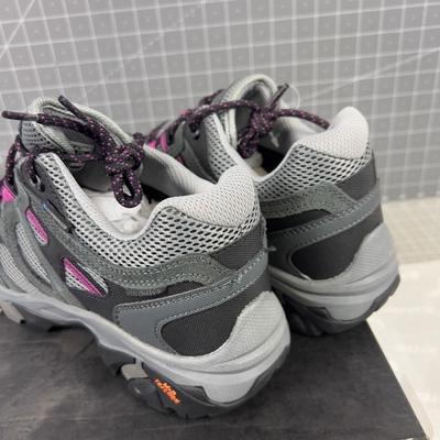 HI TEC RAVUS Model- Women's Hikers NEW with Tags. In the Box 