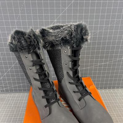Northside Women's NEW Snow boots 