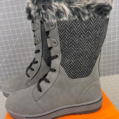 Northside Women's NEW Snow boots 