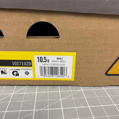 Men's KEEN Reno's Brand NEW in the Box OLIVE Color Size 10-1/2