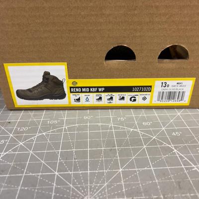 Men's KEEN Reno's Brand NEW in the Box OLIVE Color Size 13 