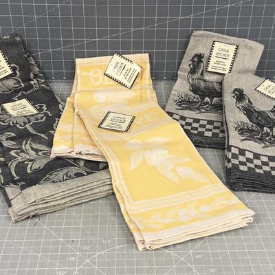 (6) NEW SETS OF Kitchen Towels See Photo