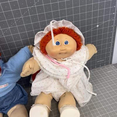 2 VINTAGE Cabbage Patch Dolls 