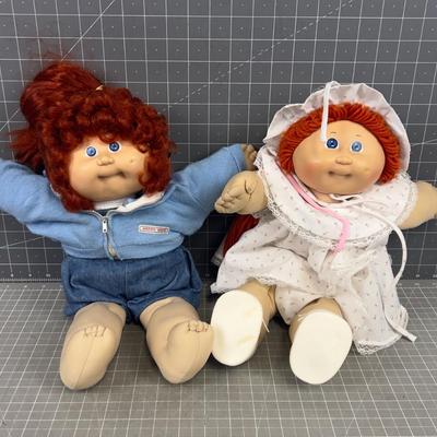 2 VINTAGE Cabbage Patch Dolls 