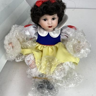 M10 MARIE OSMOND DISNEY TINY TOT TRIO PORCELAIN DOLL SET MIB