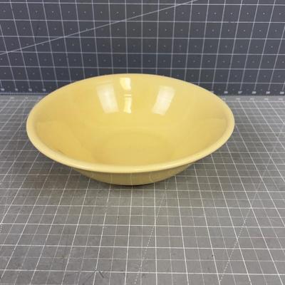 BAUER Yellow Serving Bowl, Collectible.  