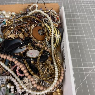 Another Lot of Jewelry