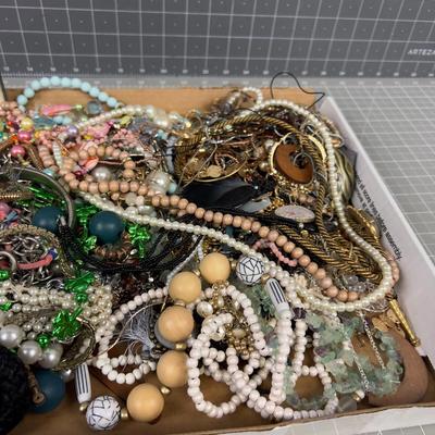 Another Lot of Jewelry