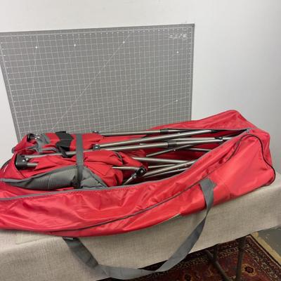 Padded Club Chair Like New