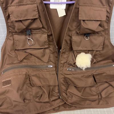 Fly Fishing Vest,  Like New BROWN 