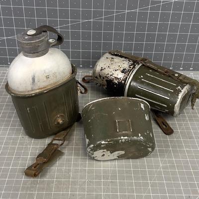2 Cold War Era CANTEEN Mess Kits 