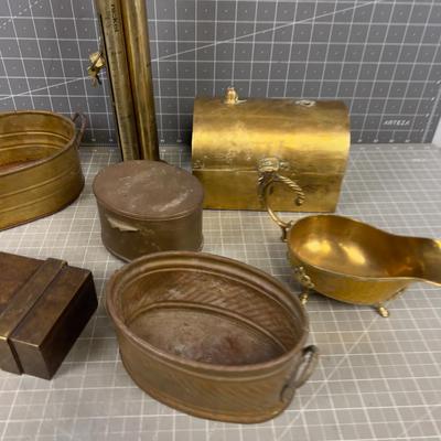 Brass Items: Planter, Change Counter, little boxes