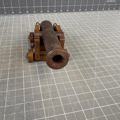 Black Powder Mussel Loader Cannon. 