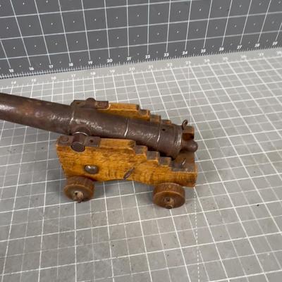 Black Powder Mussel Loader Cannon. 