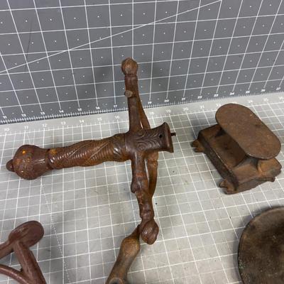 Iron Parts and Pieces Lids All Cast Irons