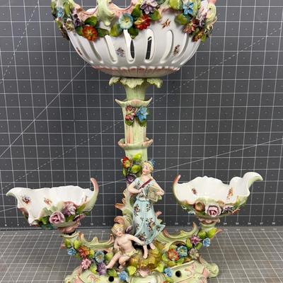 Beautiful! Art Nouveau Dresden or Meissen Centerpiece