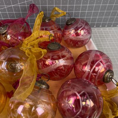 Cut Glass Crystal Bulbs NICE!! 6- Gold and 6- Red 