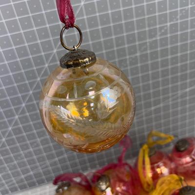 Cut Glass Crystal Bulbs NICE!! 6- Gold and 6- Red 