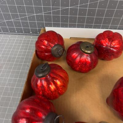 2 Styles of Red 3 & 4" Bulbs