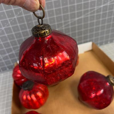2 Styles of Red 3 & 4" Bulbs
