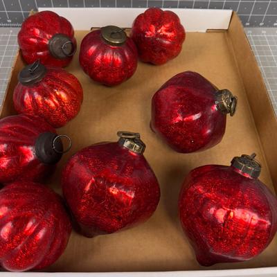 2 Styles of Red 3 & 4" Bulbs
