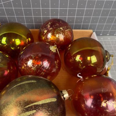 Red, Copper, Gold Mixed GLASS nice Bulbs. 