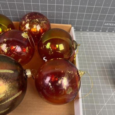 Red, Copper, Gold Mixed GLASS nice Bulbs. 